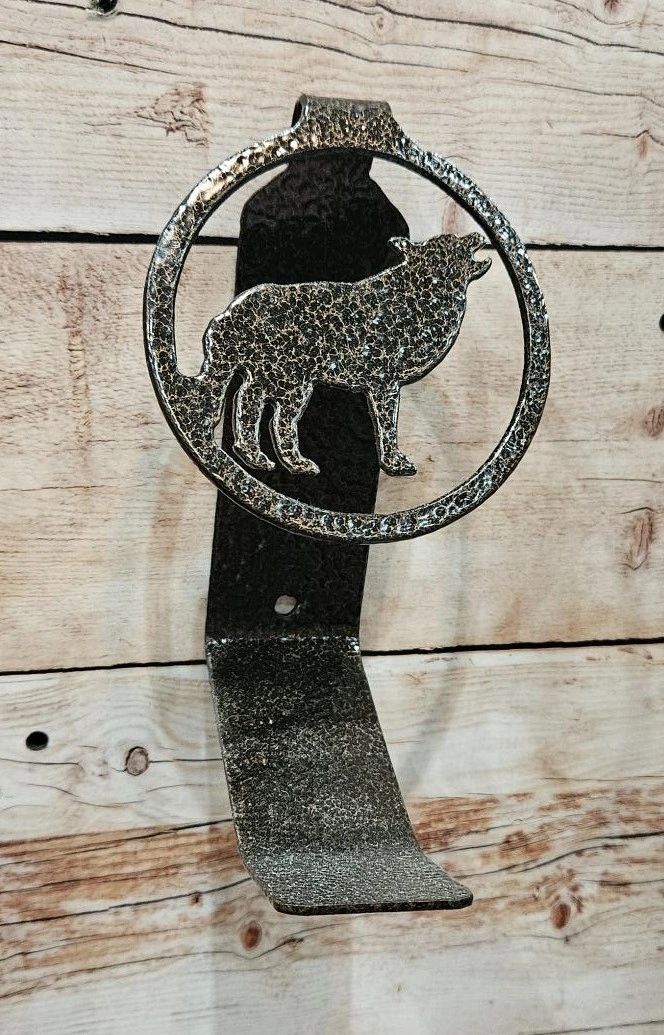 Hat holder - wolf